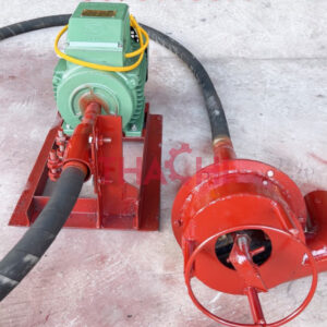 Máy hút bùn chạy dầu